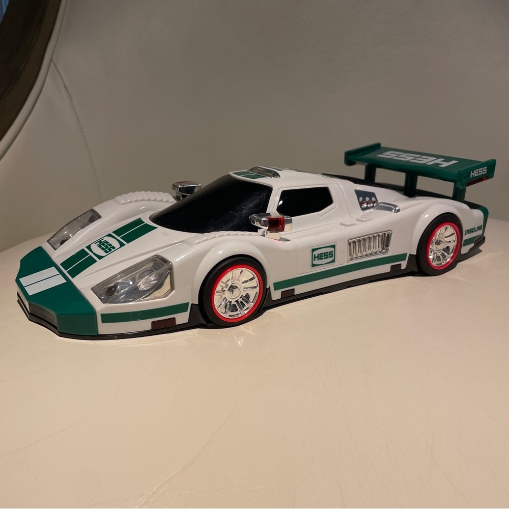 2009 Hesd White and Green Race Car